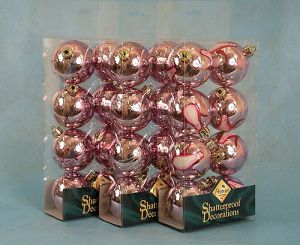 Новогодние елочные игрушки
